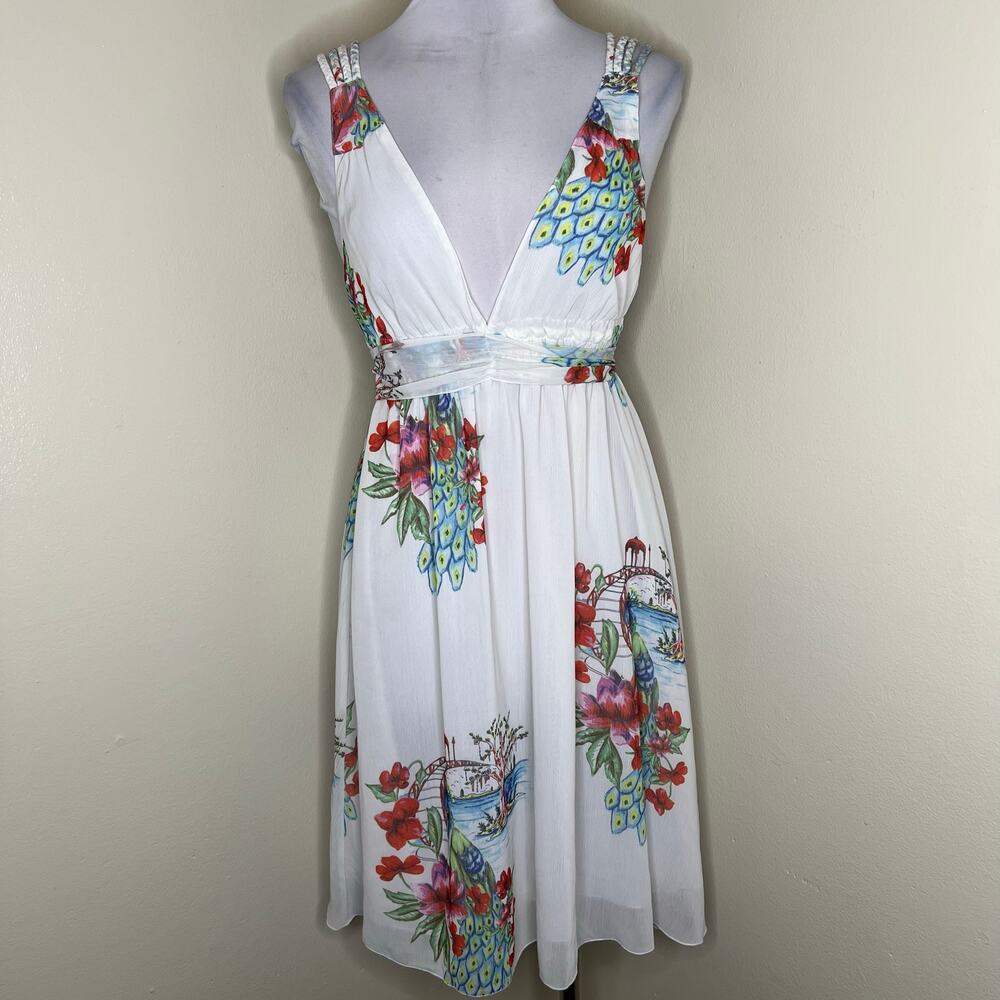 BB Dakota Dress Medium Oriental Asian Peacock Print Floral V-Neck Tie Back White